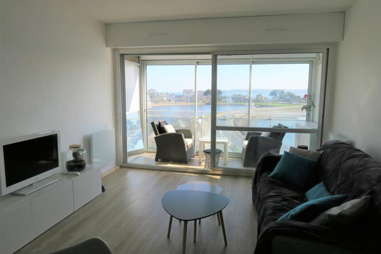 Appartement Bel Rénové Vue Au Port De De Ref 841 *